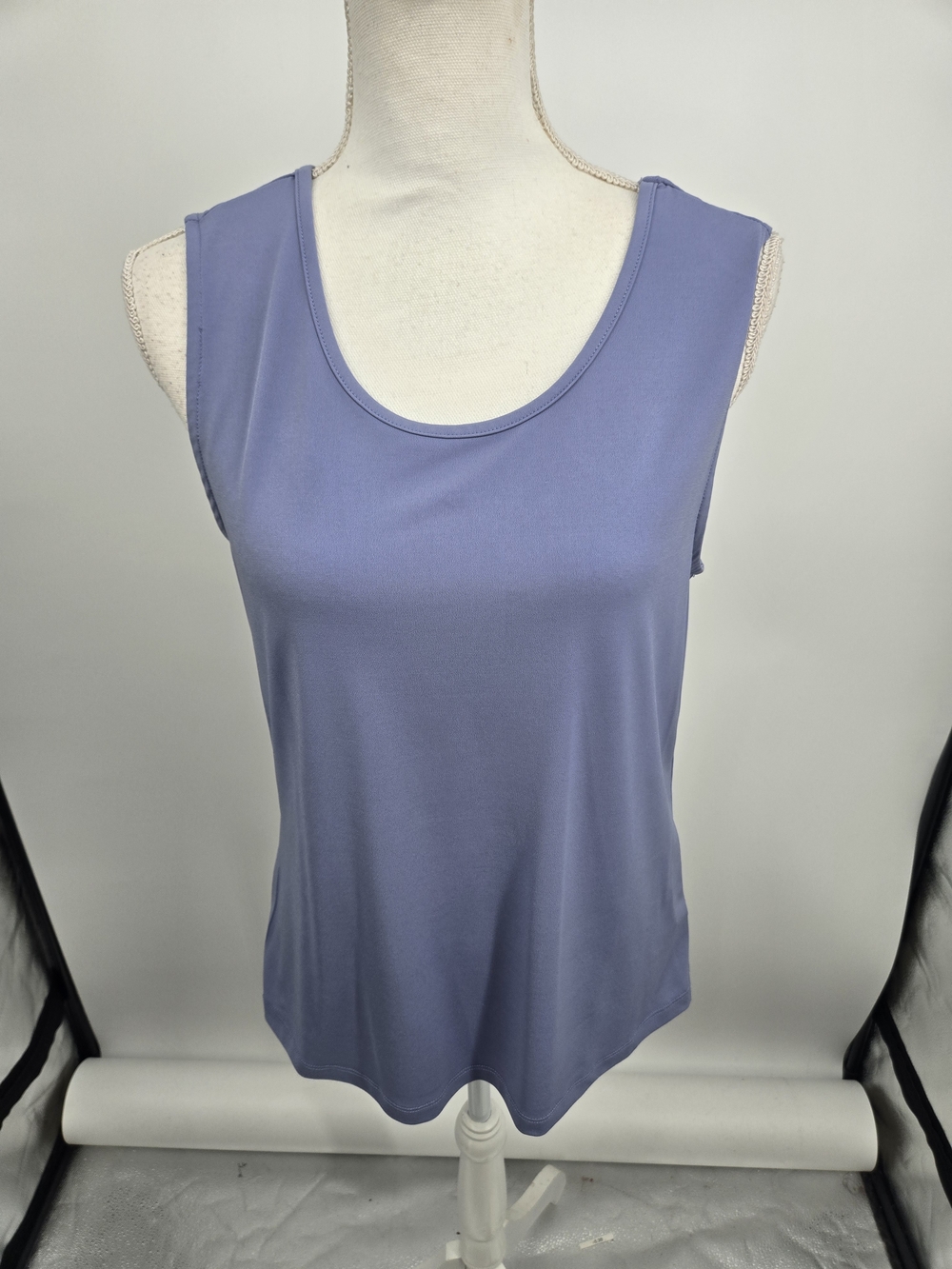 NorthStyle Periwinkle Scoop Neck Tank Top Medium (8717)